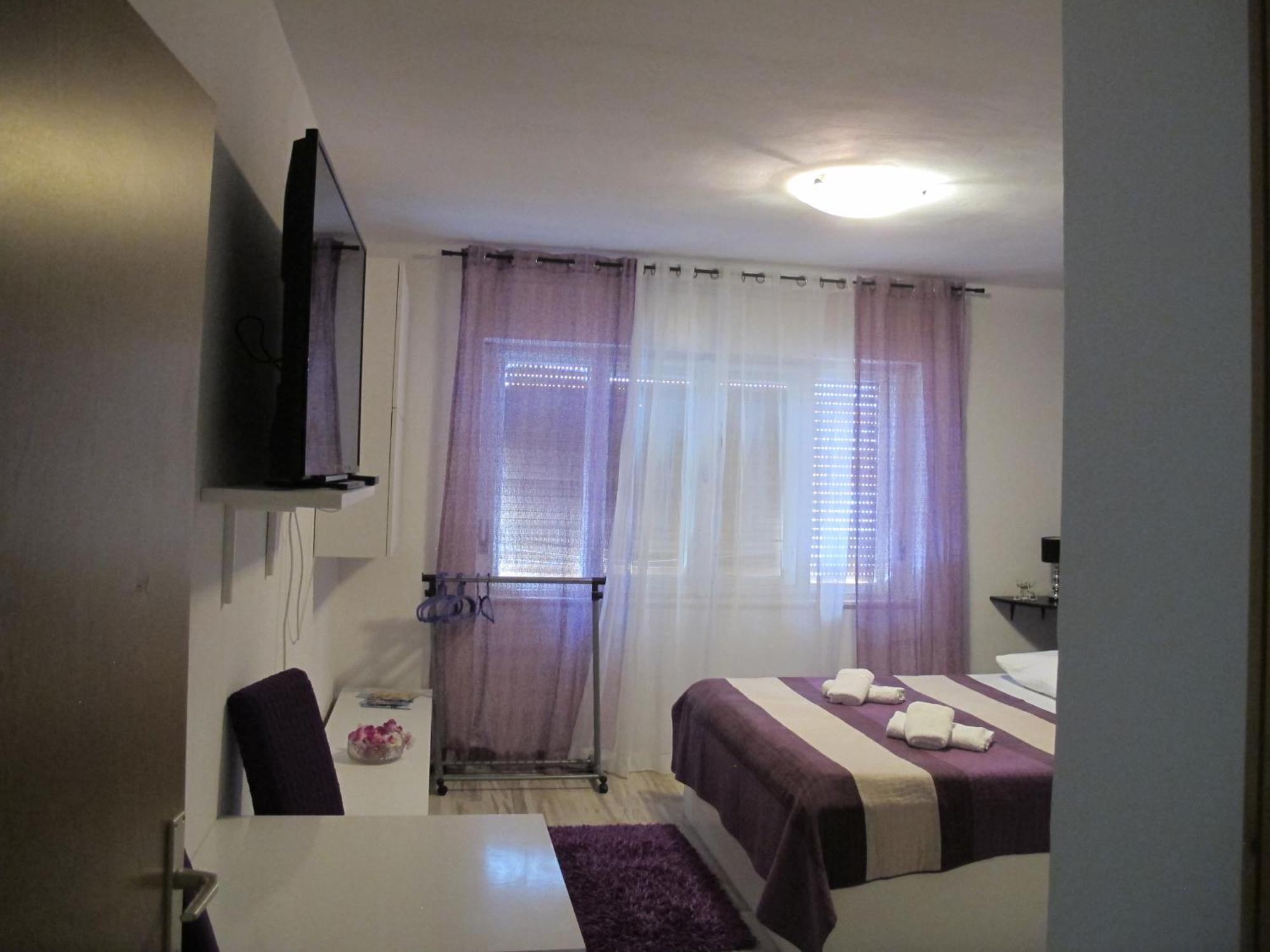 Rooms And Apartment Stambuk II สปลิท ภายนอก รูปภาพ
